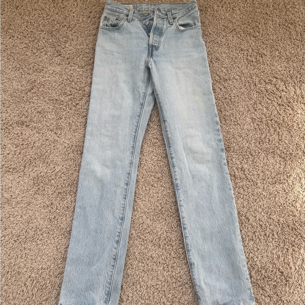 Levi’s Light Wash Straight Leg Jeans